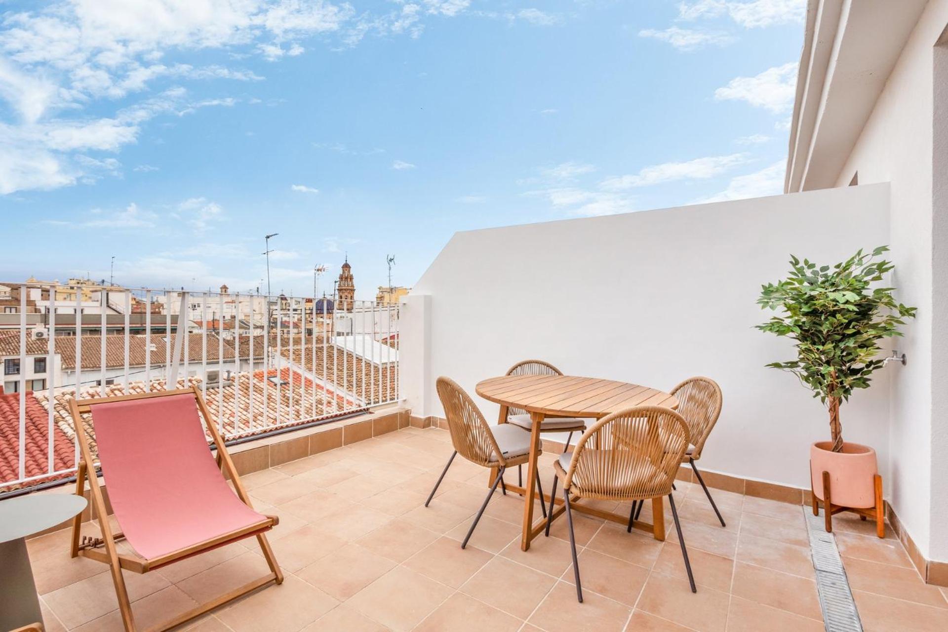 Limehome Calle De Cadiz * Valenza