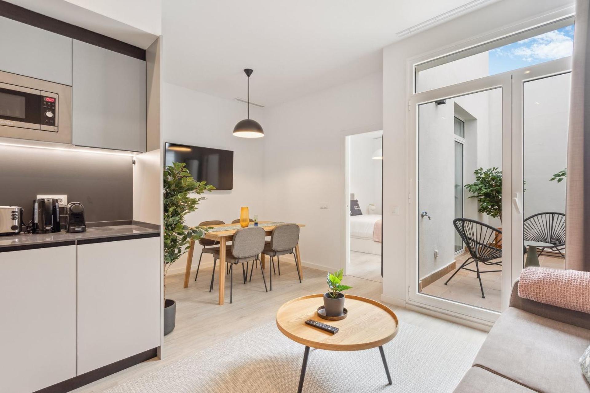 Limehome Calle De Cadiz * Valenza